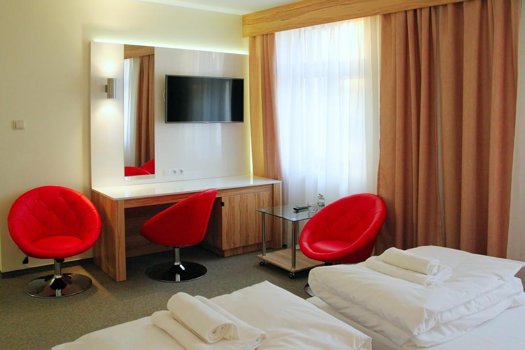 Hotel Przy Baszcie Legnica Kamer foto