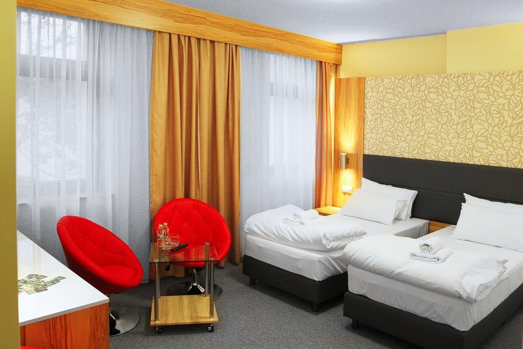 Hotel Przy Baszcie Legnica Kamer foto