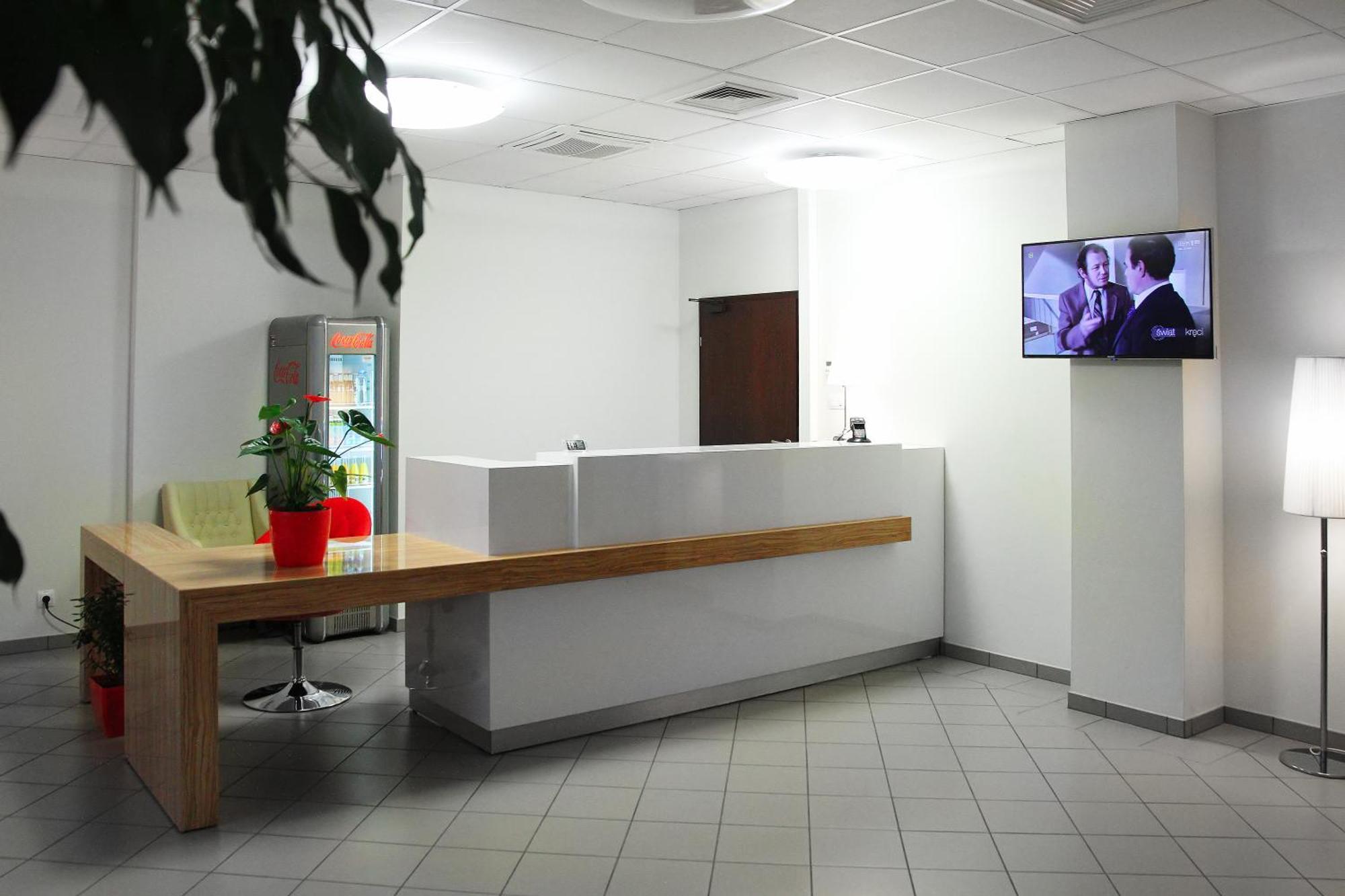 Hotel Przy Baszcie Legnica Buitenkant foto