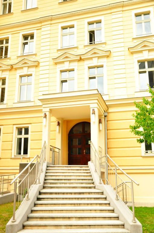 Hotel Przy Baszcie Legnica Buitenkant foto