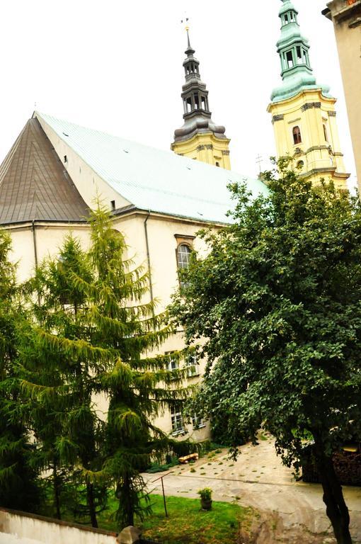 Hotel Przy Baszcie Legnica Buitenkant foto